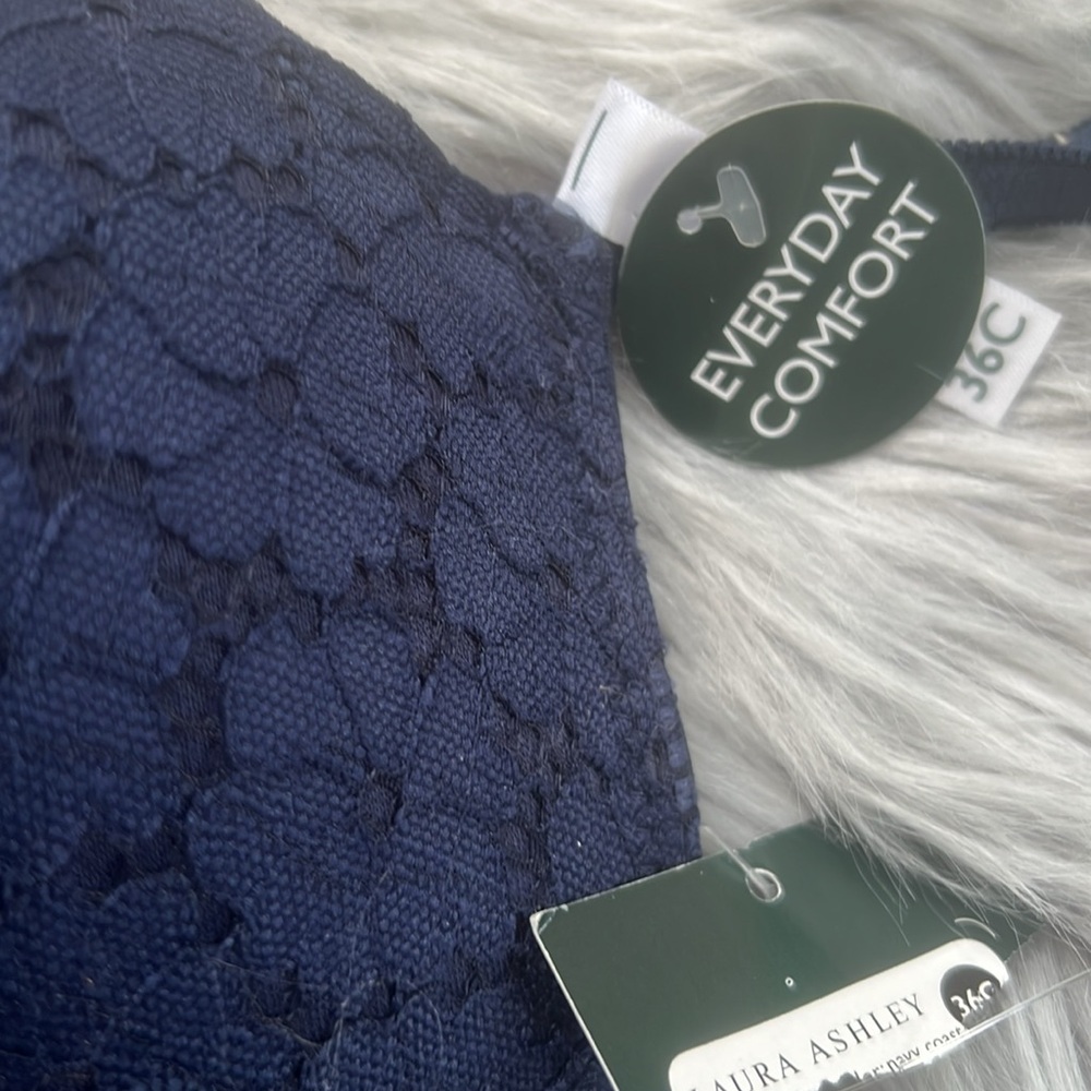 NWT Laura Ashley navy floral lace Bra everyday comfort sz 36C - Picture 2 of 2